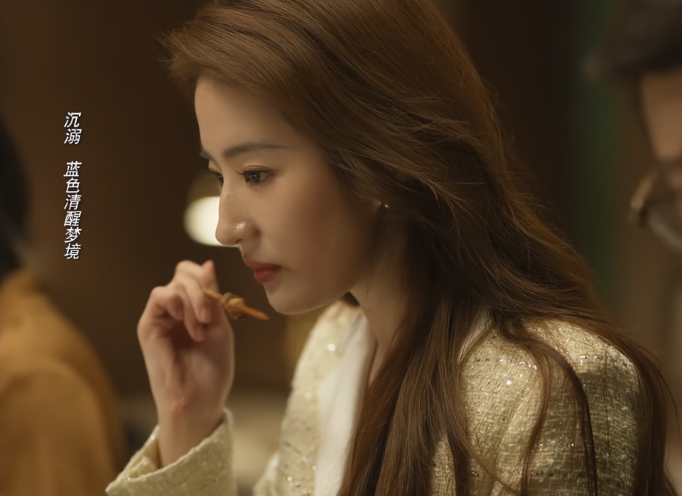 天顺平台登录：《玫瑰的故事》女星美貌前六排名：万茜第四，朱珠第三，第一凭啥